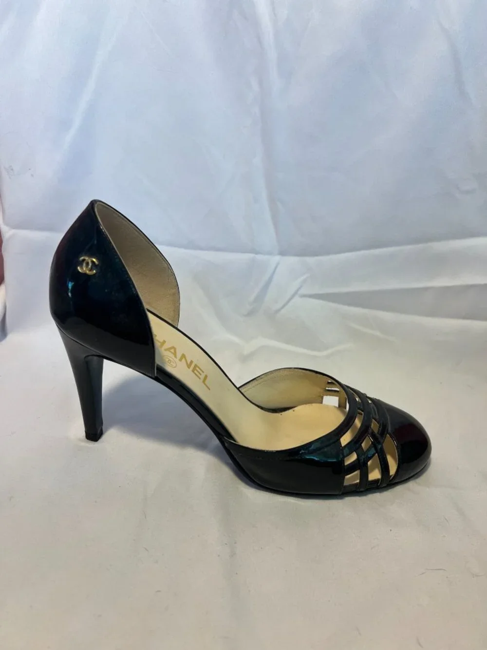 Chanel d’Orsay pump